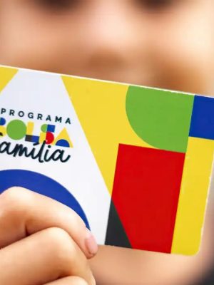 A Caixa Econômica Federal paga nesta quinta-feira (30) a parcela de janeiro do novo Bolsa Família aos beneficiários com NISde final 9